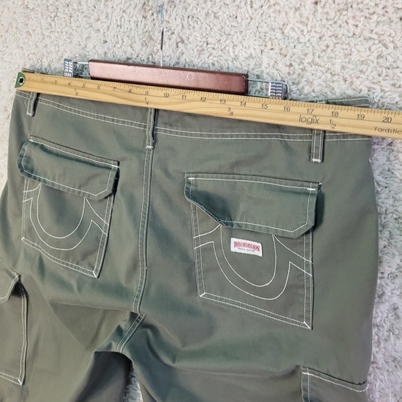 True Religion Cargo Pants Men's Size 36 (38 x 32) Kalamata Green Contrast Stitch - Picture 4 of 14